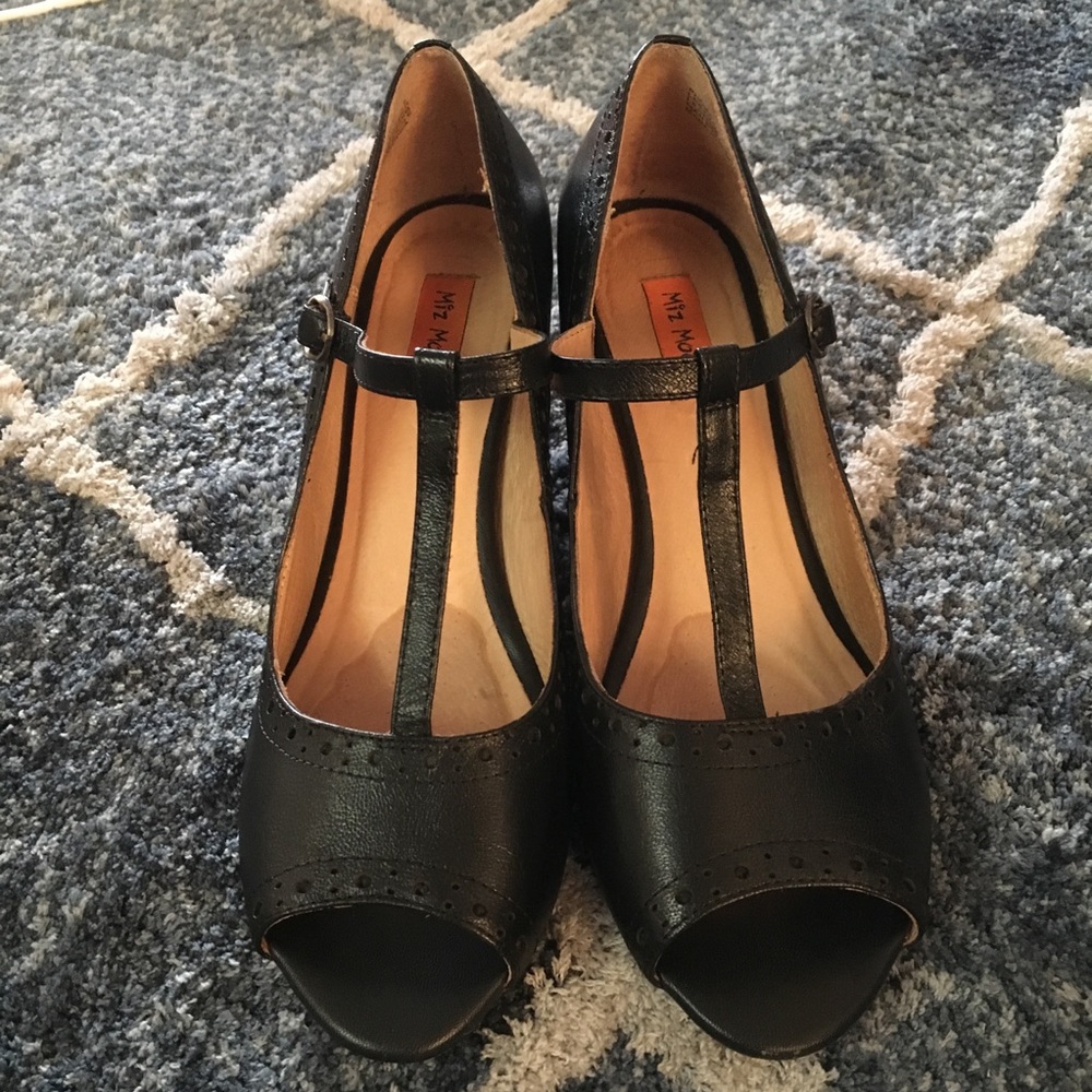 Phoebe T-Strap Heels